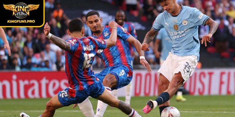 Người hâm mộ nói gì về bộ áo đấu mới có logo NET88?